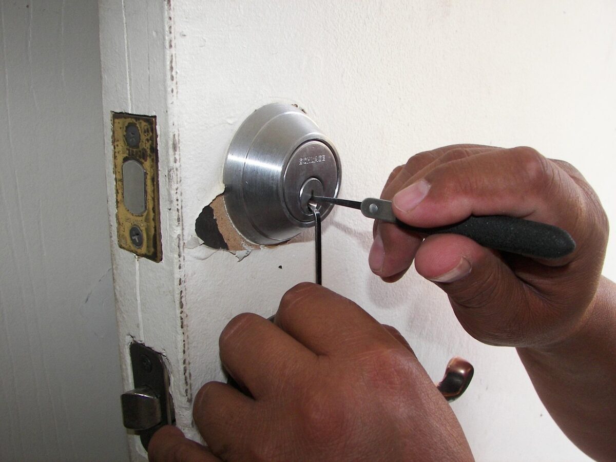 What does Locksmith Work Mean | Kurtuba